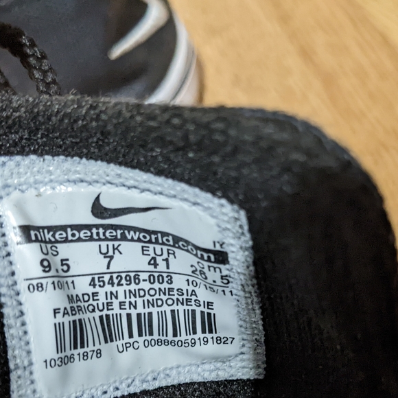 LNC RARE VINTAGE‼️ Nike Navy Blue and White Tie-Up Flats, size 9.5 US LIKE NEW! - Picture 4 of 8